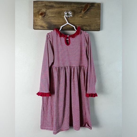 Stitchy Fish Size 7 Appliqué dress w/ Santa w/ Milk & Cookies red & white stripe - Picture 8 of 8